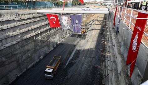 Ç­e­k­m­e­k­ö­y­-­S­u­l­t­a­n­b­e­y­l­i­ ­m­e­t­r­o­ ­h­a­t­t­ı­n­d­a­ ­ö­n­e­m­l­i­ ­a­d­ı­m­